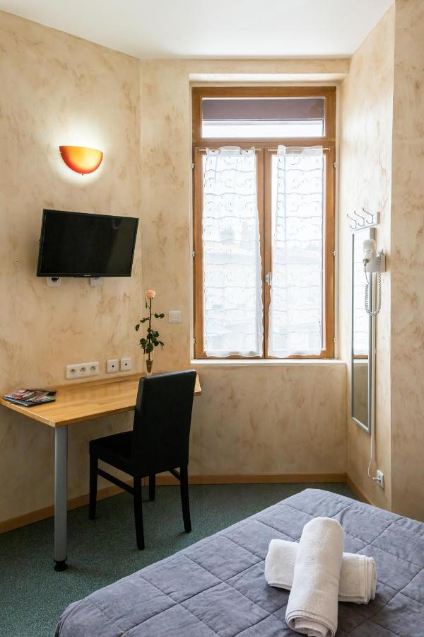 Hotel De La Gare Latresne Ngoại thất bức ảnh